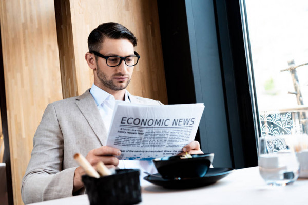 Банк Англии сохранил ставку на уровне 4,5%